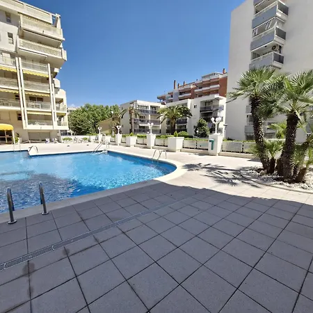 Apartman Novelty