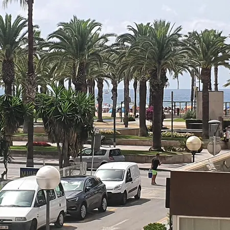 .novelty1...primera Linia De Mar ... Apartment *