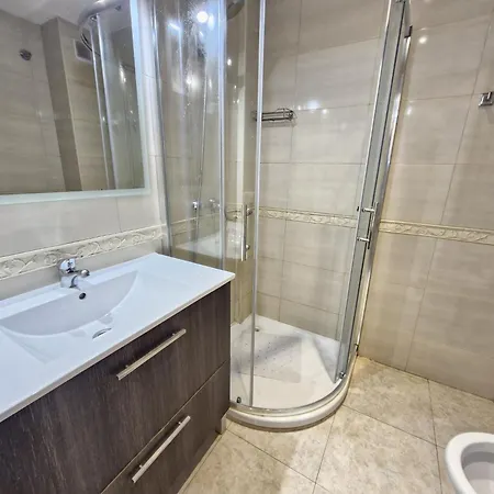 Novelty Apartment *