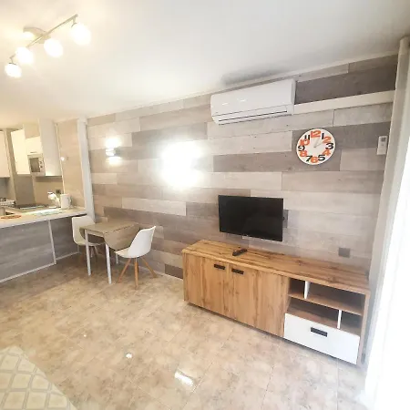 .novelty1...primera Linia De Mar ... * Salou
