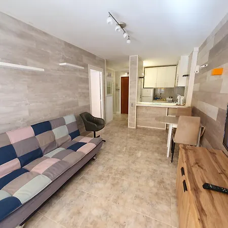 .novelty1...primera Linia De Mar ... Salou