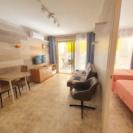 .novelty1...primera Linia De Mar ... Salou